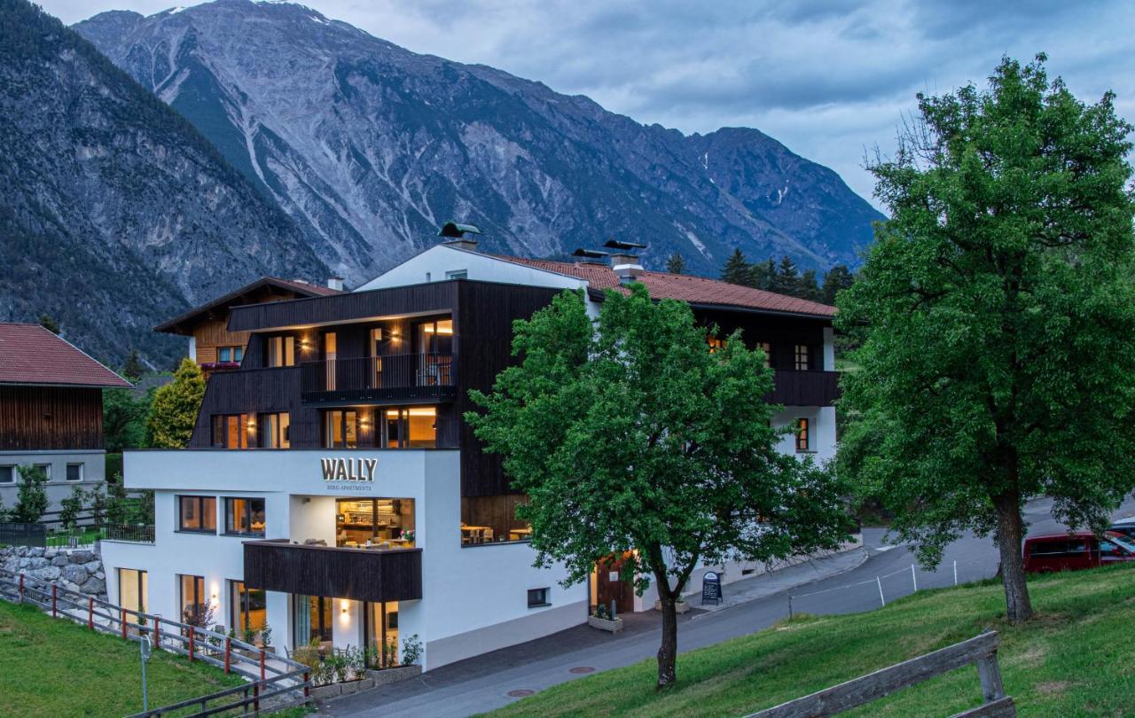 Wally Berg-Appartements Zams Exterior foto