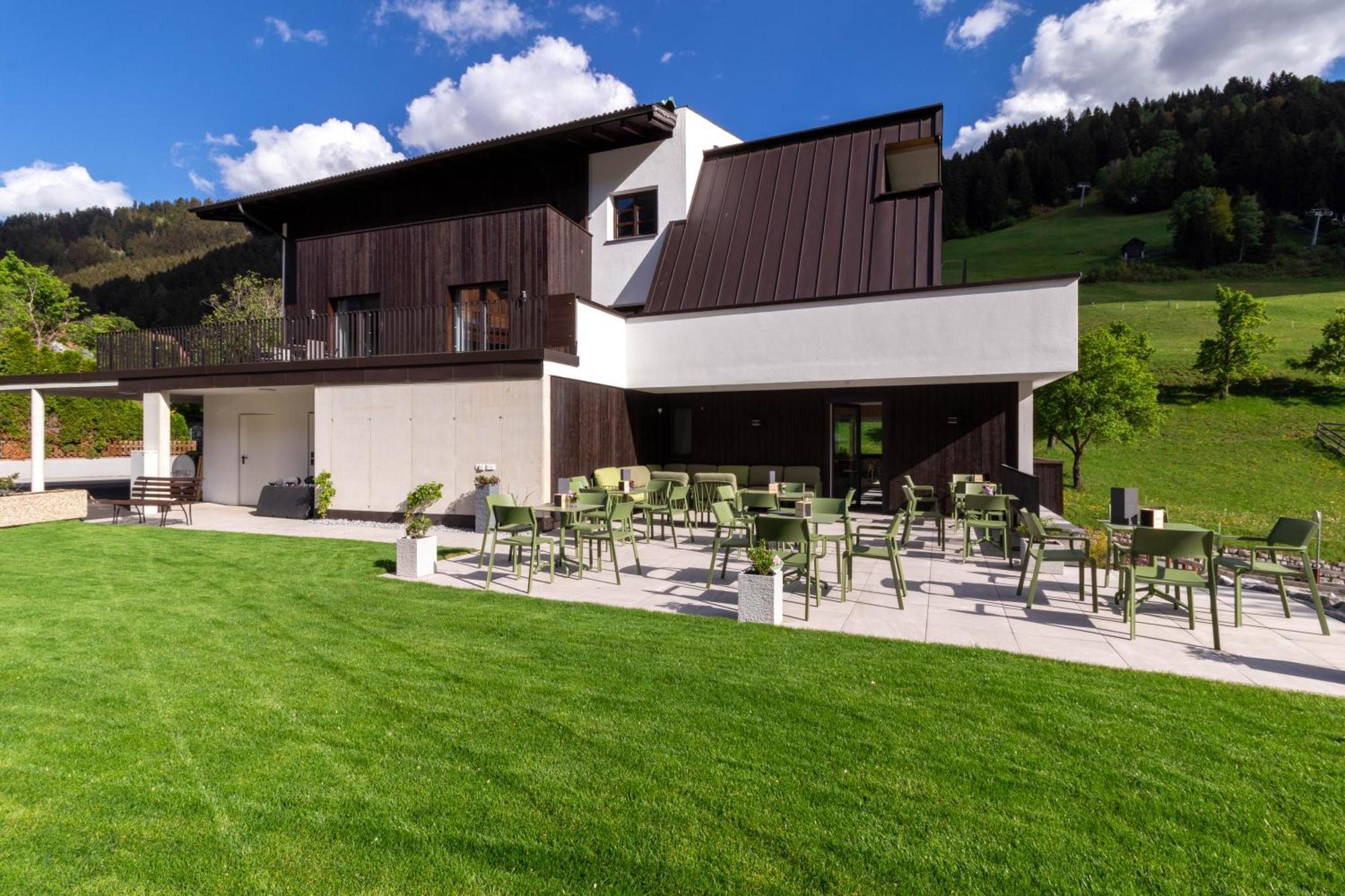 Wally Berg-Appartements Zams Exterior foto